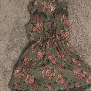 Girls dress